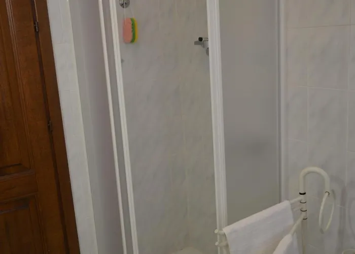 Con Patio Lägenhet Olbia