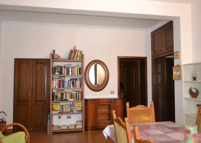 Con Patio Appartamento *